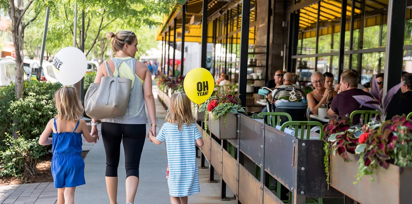 mother and kidsHotel Clio Rooms | Hotel Clio Lounge: a classic and luxurious collection hotel, located in Cherry Creek North, Denver's shopping district | Hotel Clio Denver | Hotels To Stay In Denver, Colorado |