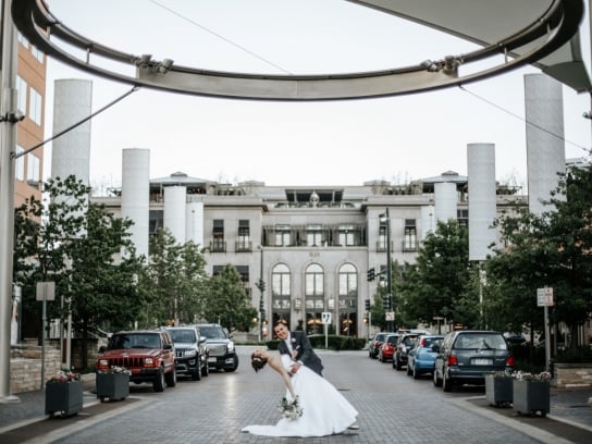 Bride and groom photoshoot