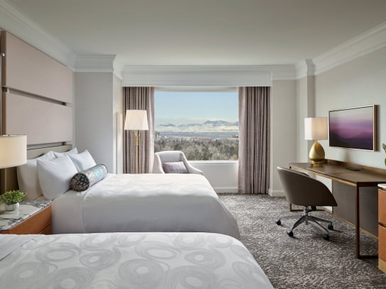Hotel Clio Rooms | 1 and 2 Bedroom Rooms | Hotel Clio Denver Lounge: a classic and luxurious collection hotel, located in Cherry Creek North, Denver's shopping district | Hotel Clio | Hotels To Stay In Denver, Colorado |