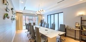Business meeting space in Hotel Clio